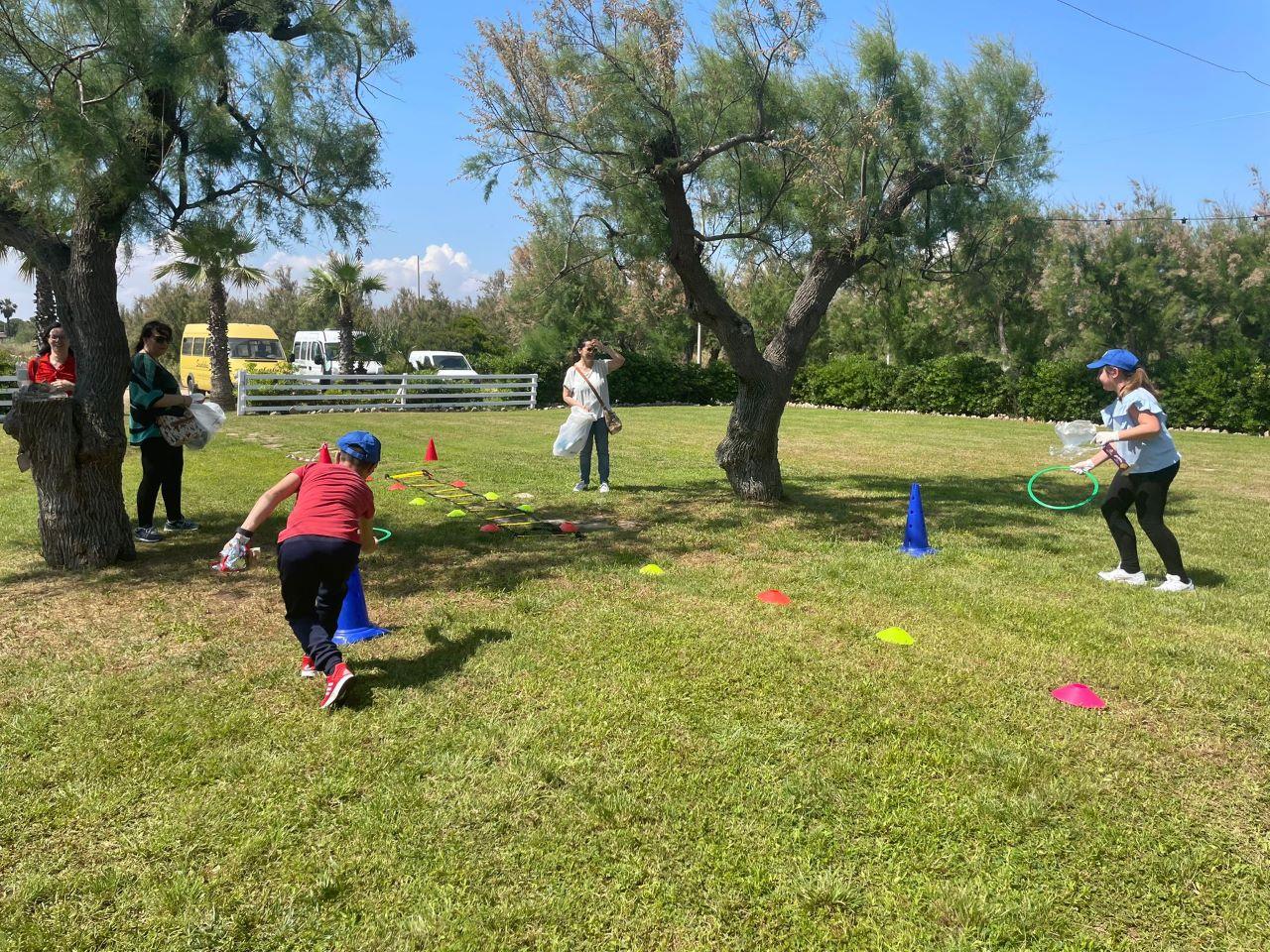 PROGETTO DI EDUCAZIONE AMBIENTALE: PLOGGING AL MARE! CON IL COINVOLGIMENTO DELLO STABILIMENTO BALNEARE ERA URA E PRO LOCO TREPUZZI-MARINA DI CASALABATE